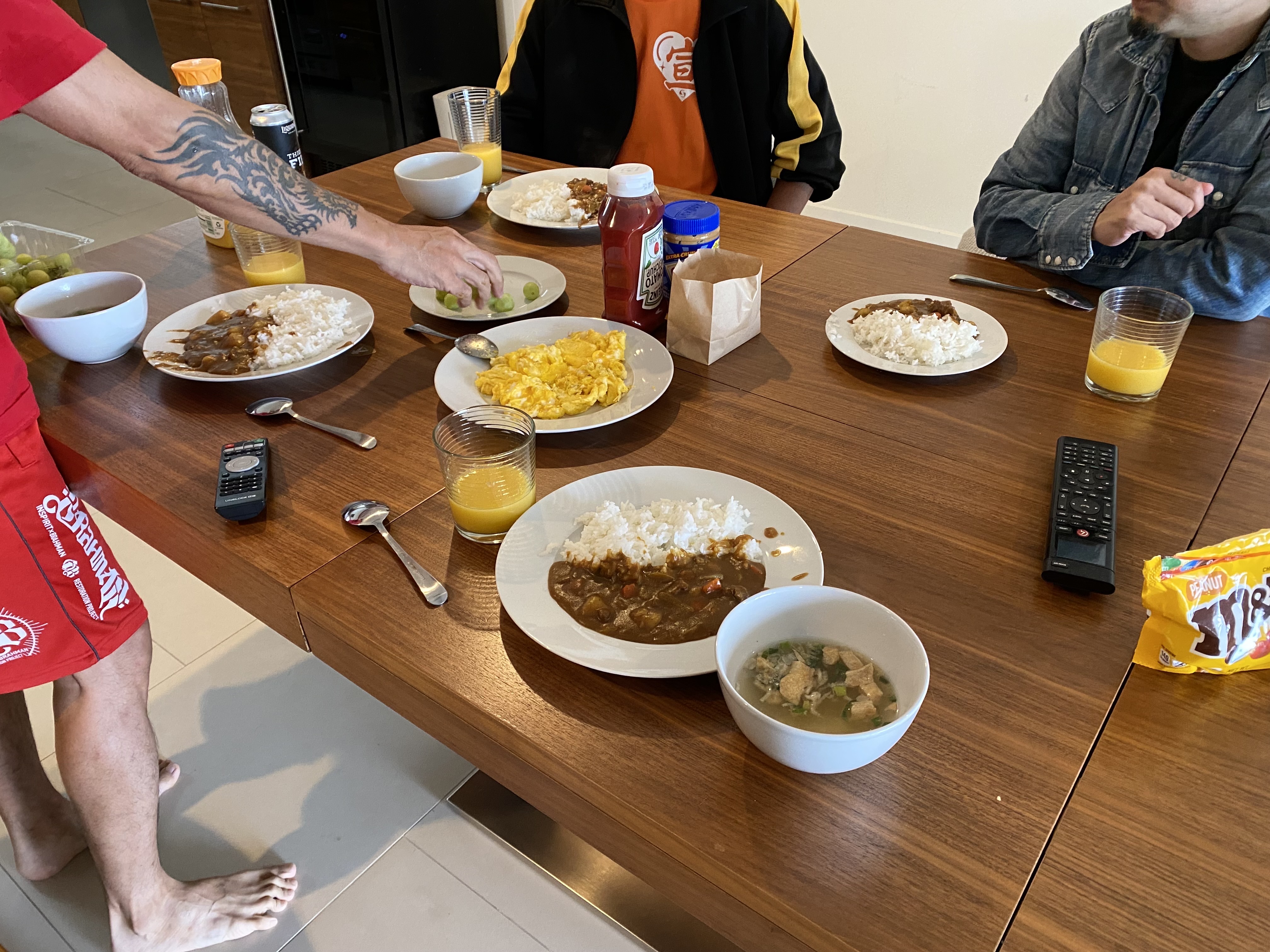 https://www.takeshihosomi.com/blog/2022/10/31/Curry.jpg