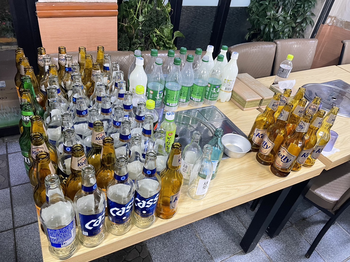 https://www.takeshihosomi.com/blog/2023/10/09/Bottles.jpg